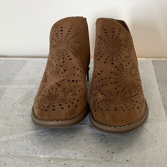 Women's Eürosoft Eurosoft Tulip Bootie Size 6.5 - Picture 2 of 9